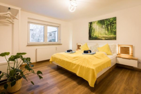 BRIGHT - Perfect For 4 - Kitchen - Parking - Netflix